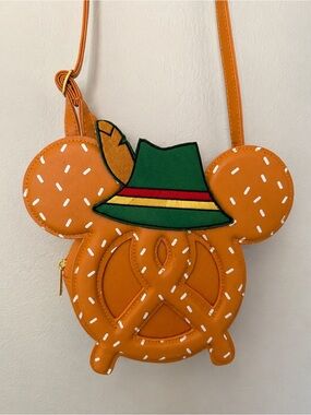 Disney Parks EPCOT Germany Pavilion Oktoberfest Mickey Pretzel Crossbody Bag🥨